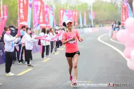 粉色力量，甜蜜奔跑！现场超燃瞬间精彩放送️→图片