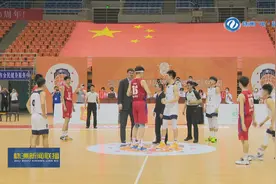 2021“星火杯”青少年篮球精英赛株洲开打图片