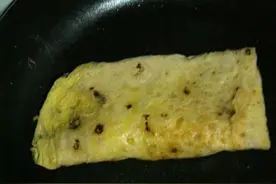 河南漯河:又见单馍油卷，馋的直流口水，儿时吃的油馍。图片