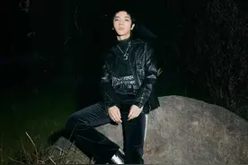 爱马仕建鳄鱼场华晨宇穿皮夹克，时尚环保不两全？素皮革了解一下图片