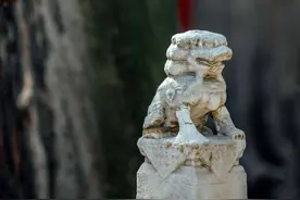 “天下风云出我辈”下一句是什么？出自92年一部武侠电影，很经典图片