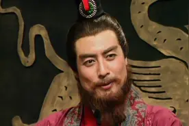 生子当如孙仲谋，你以为曹操在夸奖孙权？曹操的棺材盖都压不住了图片