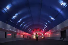中国再现天险工程！两台“巨兽”打通黄河底部，打造黄河第一隧图片