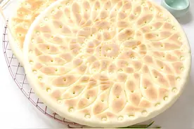 在家也能自制西北特产锅盔？刚出炉，外酥里软，还热乎着呢图片