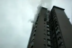 重庆致6死火灾追踪：家属质疑消火栓没水，公安部已对起火原因展开调查图片