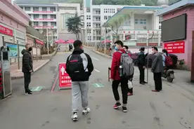 【政和教育·开学第一天】县长张行书调研指导高三开学情况图片