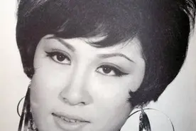 1973年，李小龙猝死丁佩床上，41年后她说出的“真相”耐人寻味图片