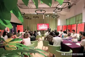 今年，很多有钱人只是外表光鲜，真实情况慌得一B（世界的背面）图片