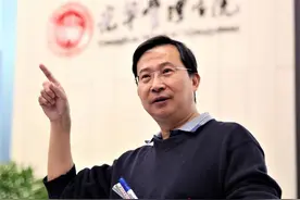 从北大教授到“双非”大学校长，饶毅实现“学而优则仕”，值得吗图片