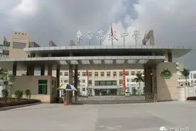 广东东莞最牛的四所高中，考上皆学霸，两所在东城区，你知道吗？图片