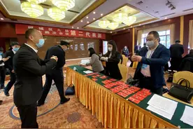 新风尚“作揖礼”，对待不同的人有不同的方式，你做到吗？图片