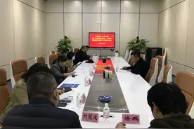 走近人工智能，探索科技奥秘，水清沟街道人大代表组参观青岛人工智能客厅图片