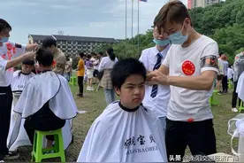 正源学校开展“抗击疫情·免费理发”公益活动图片