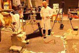 洞察号火星打洞，钻进去自动退出来，是什么阻止人类进火星内部？图片