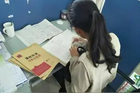 家长群里的一张图片，让班主任“破防”，以后不用家长检查作业了图片