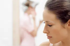 有这4个特质的女人，年纪再大，桃花运也会不断图片