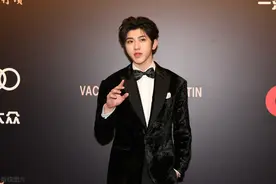 罚款635万，入狱5年！蔡徐坤1亿转发真相，幕后推手被定罪图片