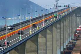 120亿帮台湾修建跨海大桥？首座公铁两用跨海大桥，距台湾多近？图片