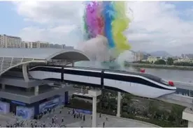 浩浩荡荡的城市云轨建设，为何最终在多地被按下暂停键图片