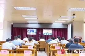 黄东明代表藤县在全区对接粤港澳大湾区建设（东融）经验交流会上作发言图片