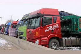 22岁开牵引车，背后意味着什么？货车行业面临新局面图片