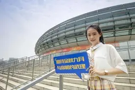 广西高考幸运儿，以二本的分数考上一本的大学，成功捡漏211名校图片