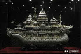 4年耗费5吨鲍鱼壳雕出“龙凤舟”“九龙壁”，万年砗磲玉化如羊脂图片