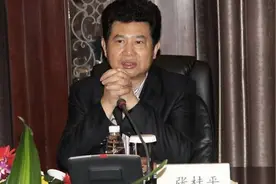 兄弟俩一起创业，如今身家相差10倍！弟弟身家950亿，哥哥仅90亿图片
