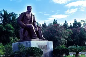 弟弟卖柴供哥哥读书，不料哥哥成革命叛徒，弟弟成为正国级干部图片