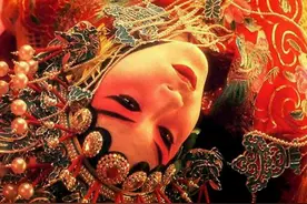 《霸王别姬》宣布在韩国重映，被藏30年的往事，那一年张国荣34岁图片