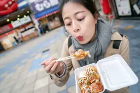 外国人：这是恶魔！日本人：不，这是美食图片