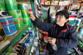 武汉大姐开超市，背着老公出轨，年赚250万，生意人都要学一学图片