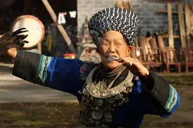 揭秘江湖秘术，火烧符咒、法螺仙珠、口含火炭、引烟成字法等图片