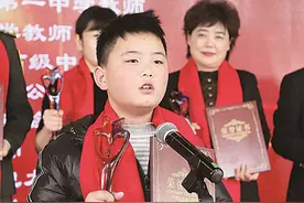 河南11岁孝子为救爸爸，每天狂吃五顿饭，3个月体重猛增30多斤图片