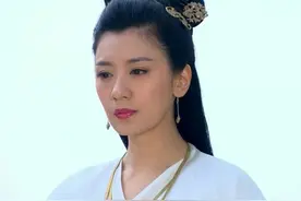 李秋水年过半百，为何能让李元昊魂牵梦绕？与她的独门武功有关图片