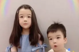 王栎鑫离婚后仍晒前妻不避讳，一双儿女唱歌过节，吴雅婷一同出镜图片