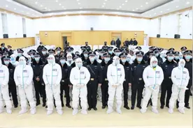 故意杀人、聚众斗殴、非法持有枪支！河北1市公开审理这起23人涉黑案图片