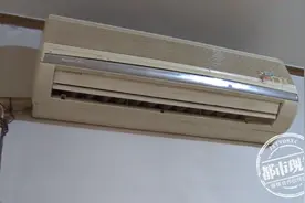 出租屋空调被老鼠咬坏，房东：不把空调修好，2000押金就不退图片