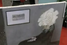 小伙打了个喷嚏，毁掉了5000万的名画，为了补救他画上了自画像视频封面