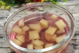 春天感冒老不好，用洋葱加苹果煮水喝，作用这么大，收藏了图片