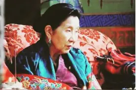 90岁不丹太王后有手段！扶子上位平定后宫，曾因太聪慧不得爱图片