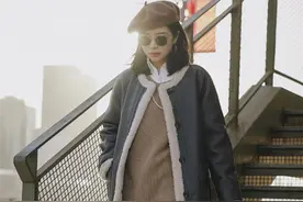 女人鞋子要精不要多，秋冬备好这4双经典款就够了，舒适不挑脚图片