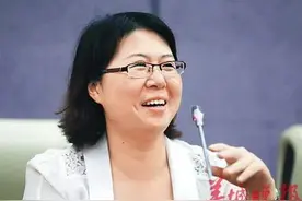老子英雄“儿”好汉，莫言的女儿管笑笑也成为文坛新星图片