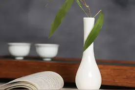 观音手中的玉净瓶什么来头？连太上老君都眼红，你看它是咋来的图片
