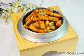 健康美白的精品：砂锅焗铁棍山药，常吃山药对身体有很好图片
