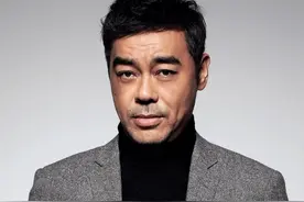 刘青云黎耀祥齐聚内地，57岁视帝做善事不张扬，悄悄给河南捐物资图片