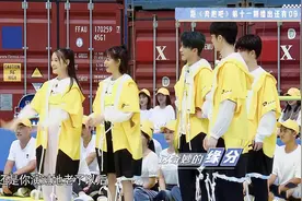 郑恺赢的很无奈，李晨衣服被撕烂，《跑男》百期看到的却是心酸图片