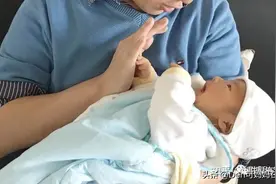 超详干货：理论实践相结合，解锁一岁内宝宝陪玩攻略（按月龄）图片