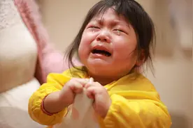 资深幼师分析：第一次上幼儿园“不哭”的娃，大多来自这三种家庭图片