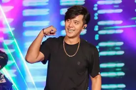 台湾天王级爱国艺人疑经济状况堪忧，变卖豪车后还为河南捐款50万图片